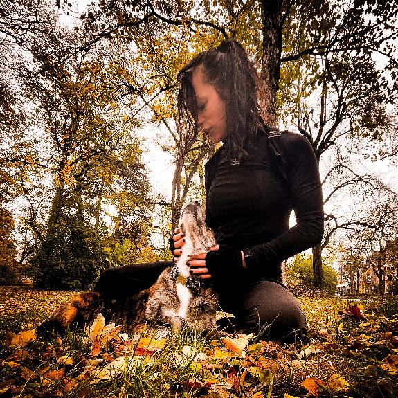 Warmup run mit Doggy 🏃🏻‍♀️🐕 - Denise Hollstein (formerly Jung) - handkontakt Massages